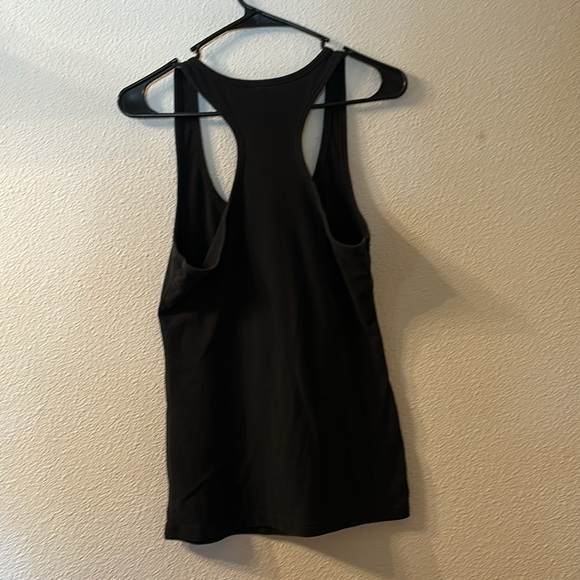 Bleeding Heart tank top size large - Picture 4 of 4